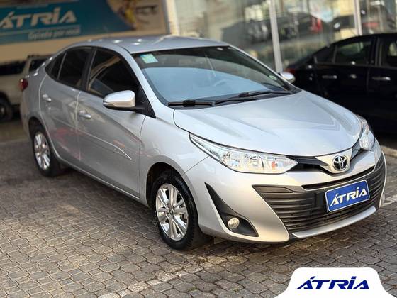 TOYOTA YARIS 1.5 16V FLEX SEDAN XL MULTIDRIVE TOYOTA YARIS 1.5 16V FLEX SEDAN XL MULTIDRIVE